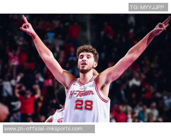 卡佩拉赞申京传球能力期待双塔组合带来更多空间创造 卡佩拉赞申京传球能力期待双塔组合带来更多空间创造