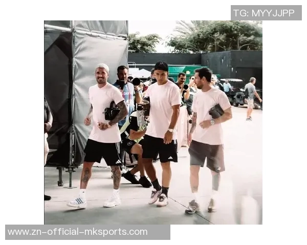 梅西德保罗苏亚雷斯顺利参与球队训练状态良好 梅西德保罗苏亚雷斯顺利参与球队训练状态良好