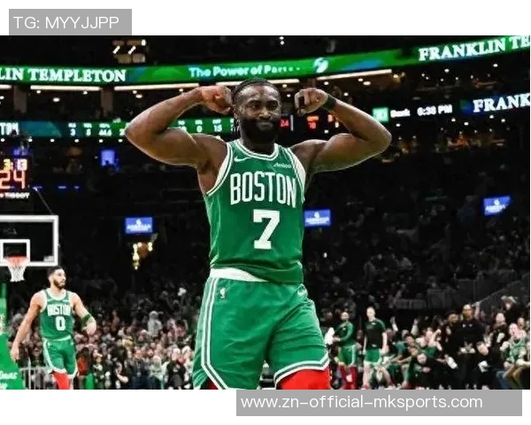 杰伦布朗强调季前赛首战防守重要性全力提升比赛节奏