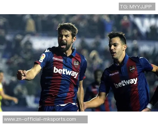 苏牙与巴尔特拉同场竞技胜率满分巴尔特拉幽默邀请其加盟贝蒂斯 苏牙与巴尔特拉同场竞技胜率满分巴尔特拉幽默邀请其加盟贝蒂斯