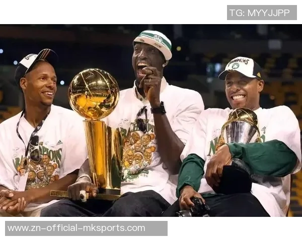 皮尔斯谈约会经历女主持大胆表态若男友坐轮椅我愿意陪伴