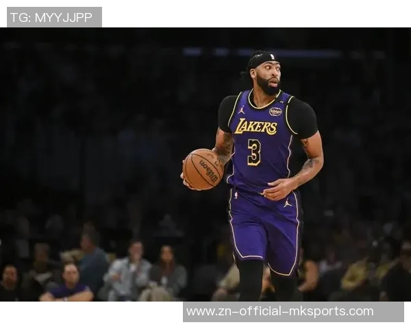 34号秀对位浓眉表现出色7中7砍下14分10板正负值高达24