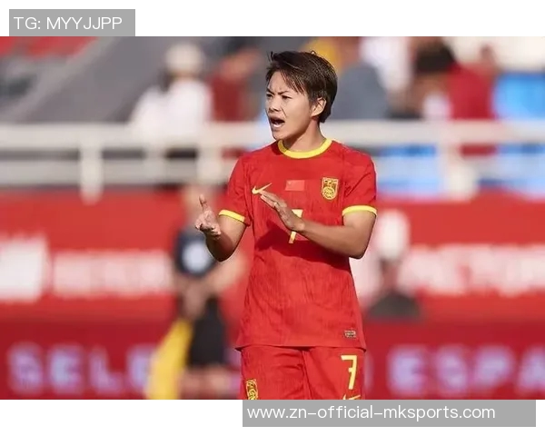 王霜未获奖引发争议女足亚冠成就应受到更多重视