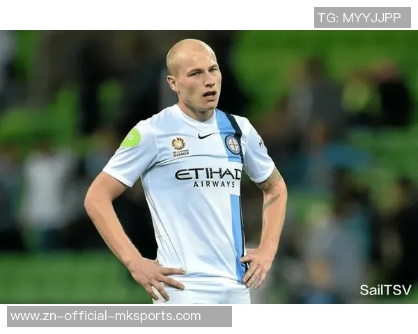 米兰与佛罗伦萨争抢布莱顿中卫库博拉冬窗或将转会